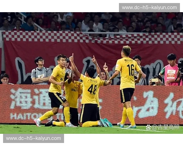 绿茵场上的奇迹之夜：国足与特立尼达的激情碰撞